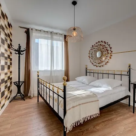 Exclusive Old Town Motlawa Triapart *